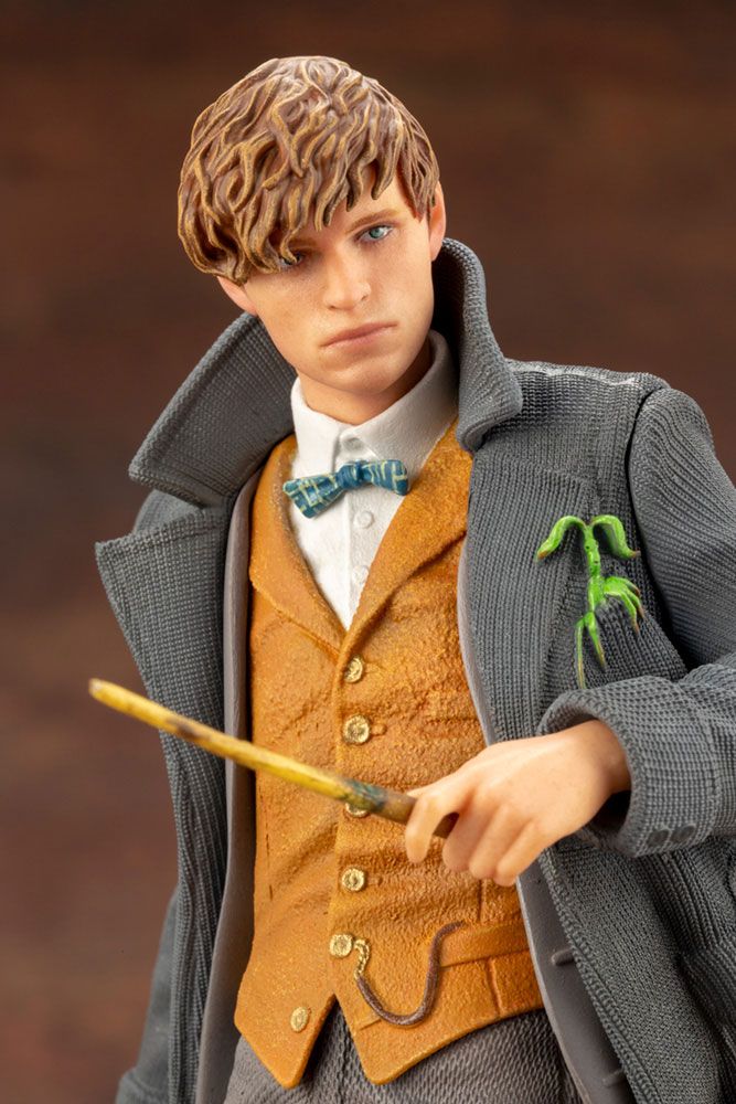 Fantastic Beasts 2 ARTFX+ PVC Statue 1/10 Newt Scamander 18 cm 4934054004744