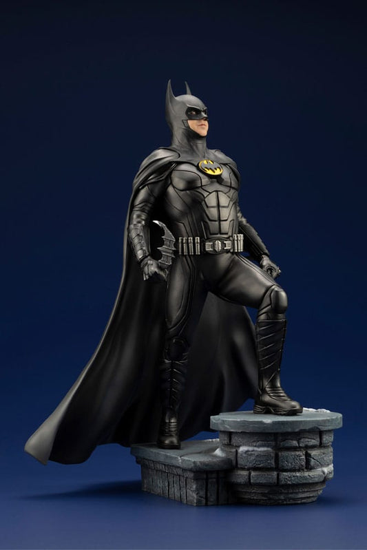 DC Comics ARTFX PVC Statue 1/6 The Flash Movie Batman 34 cm 4934054051410