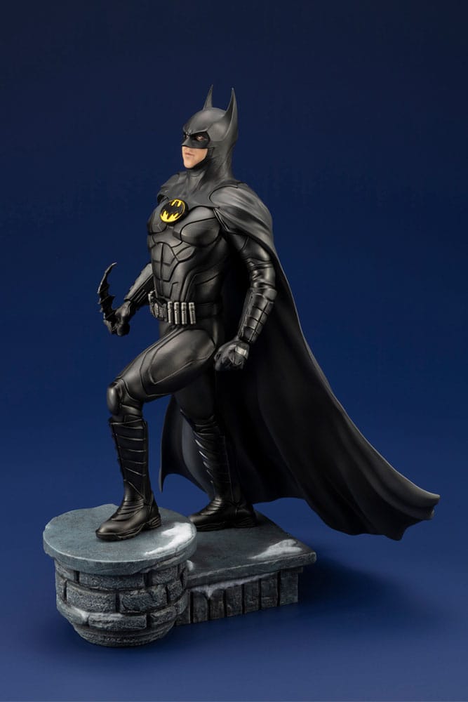 DC Comics ARTFX PVC Statue 1/6 The Flash Movie Batman 34 cm 4934054051410