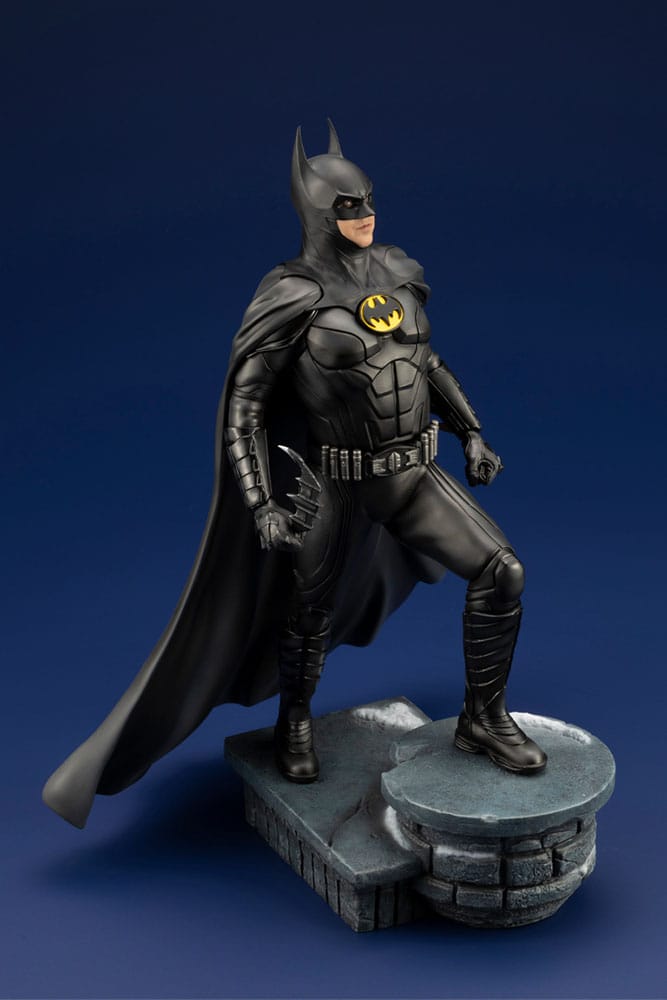 DC Comics ARTFX PVC Statue 1/6 The Flash Movie Batman 34 cm 4934054051410