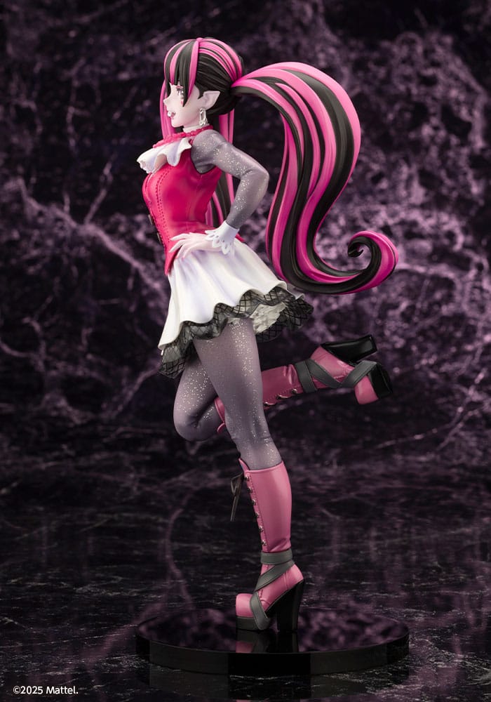Monster High Bishoujo PVC Statue 1/7 Draculaura 26 cm 4934054063352