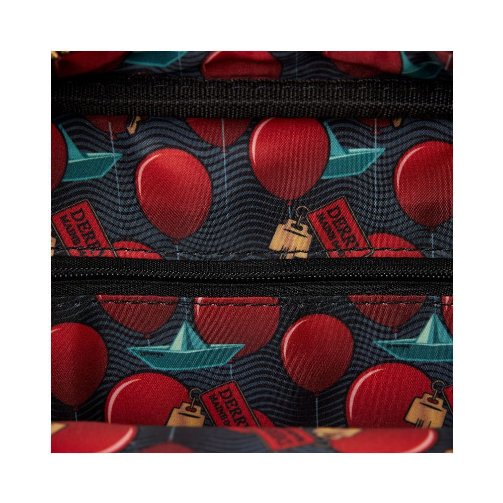 IT by Loungefly Crossbody Pennywise 0671803556119