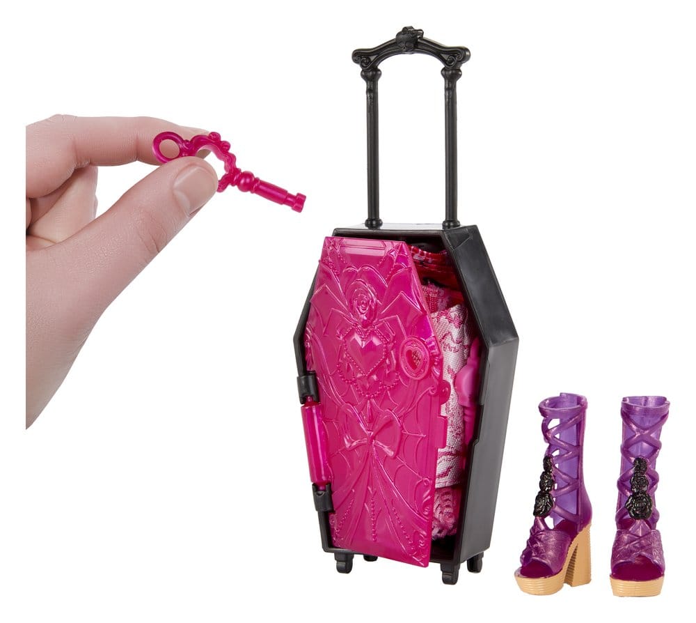 Monster High Skulltimate Secrets Doll  Destination: Gore-geous Oasis - Draculaura 0194735289042