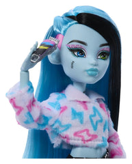 Monster High Self-Scare Secrets Doll Cleo De Nile 0194735378289