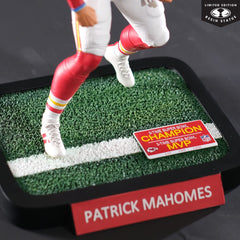NFL Kansas City Chiefs Statue Statue 1/6 Patrick Mahomes 30 cm 0787926104097