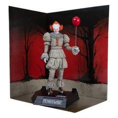 It: Welcome to Derry Movie Maniacs PVC Statue Pennywise (Gold Label) 16 cm 0787926141368
