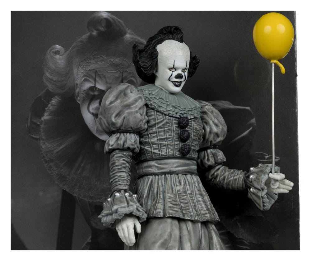Es Welcome to Derry Movie Maniacs Figur Pennywise (Black &amp White) 16 cmIt Welcome to Derry Movie Maniacs Figure Pennywise (Black &amp White) 16 cmÇa Welcome to Derry Movie Maniacs figurine Pennywise (Black &amp White) 16 cmIt Welcome to Derry Movie Man 0787926141412