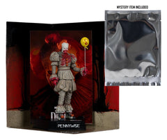 It Welcome to Derry Movie Maniacs Figure Pennywise (Bloody) 16 cm 0787926141429