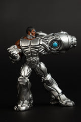 DC Direct Collector Vinyl Statue Cyborg 12 cm  0787926176940