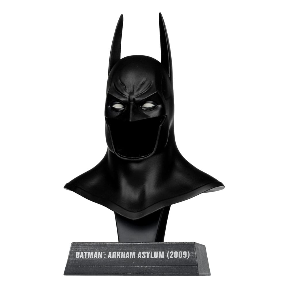Batman: Arkham Asylum DC Direct Mini Replica 1/3 Batman Cowl 19 cm 0787926179262