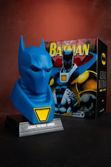 Batman DC Direct Mini-Replik 1/3 Azrael Batman Maske (Batman: Knightfall)(Gold Label Collection) 18 cmBatman DC Direct Mini-Replica 1/3 Azrael Batman Mask (Batman: Knightfall) (Gold Label Collection) 18 cmBatman DC Direct Mini-réplique 1/3 Azrael Batman M 0787926179484