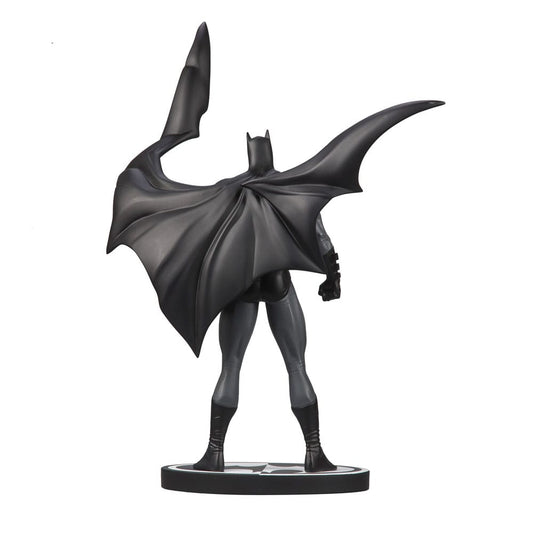 DC Direct Resin Statue Batman Black & White Batman (by Jorge Jimenez) 27 cm 0787926302240