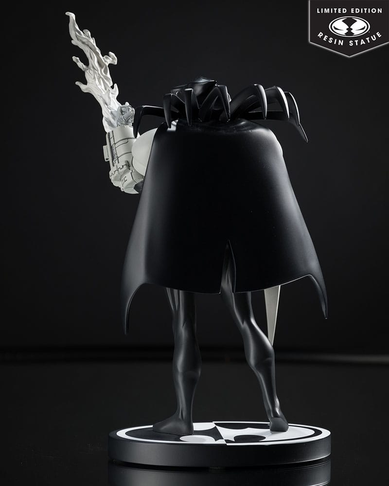 DC Direct Batman: Black & White Statue 1/10 Azrael by Joe Quesada 21 cm 0787926302608