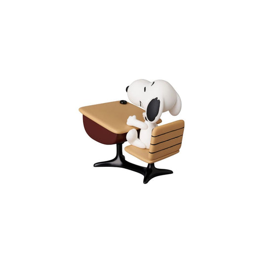 Peanuts UDF Series 18 Mini Figure Snoopy with desk 9 cm 4530956158440