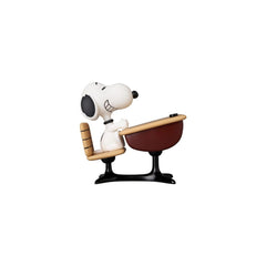Peanuts UDF Series 18 Mini Figure Snoopy with desk 9 cm 4530956158440
