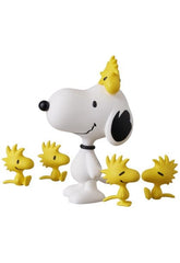 Peanuts UDF Series 19 Mini Figure Happiness is all your friends 8 cm 4530956158969