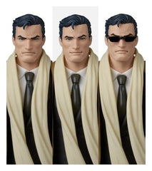DC Comics MAFEX Action Figure Bruce Wayne (Batman: Hush Ver.) 16 cm      4530956472997