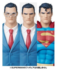 DC Comics MAFEX Action Figure Clark Kent (Batman: Hush Ver.) 16 cm      4530956473000