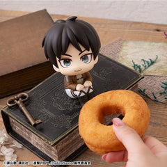 Attack on Titan Look Up PVC Statue Eren Jaeger 11 cm 4535123845055