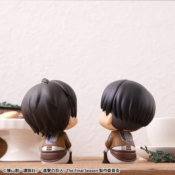 Attack on Titan Look Up PVC Statue Eren Jaeger & Levi Set (with gift) 11 cm 4535123845079