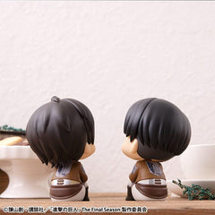Attack on Titan Look Up PVC Statue Eren Jaeger & Levi Set (with gift) 11 cm 4535123845079