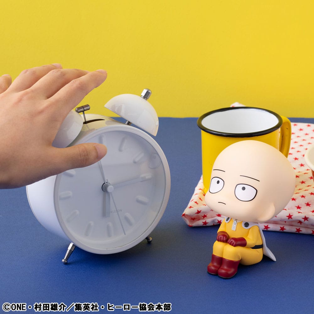 One Punch Man Look Up PVC Statue Saitama 11 cm            4535123846991