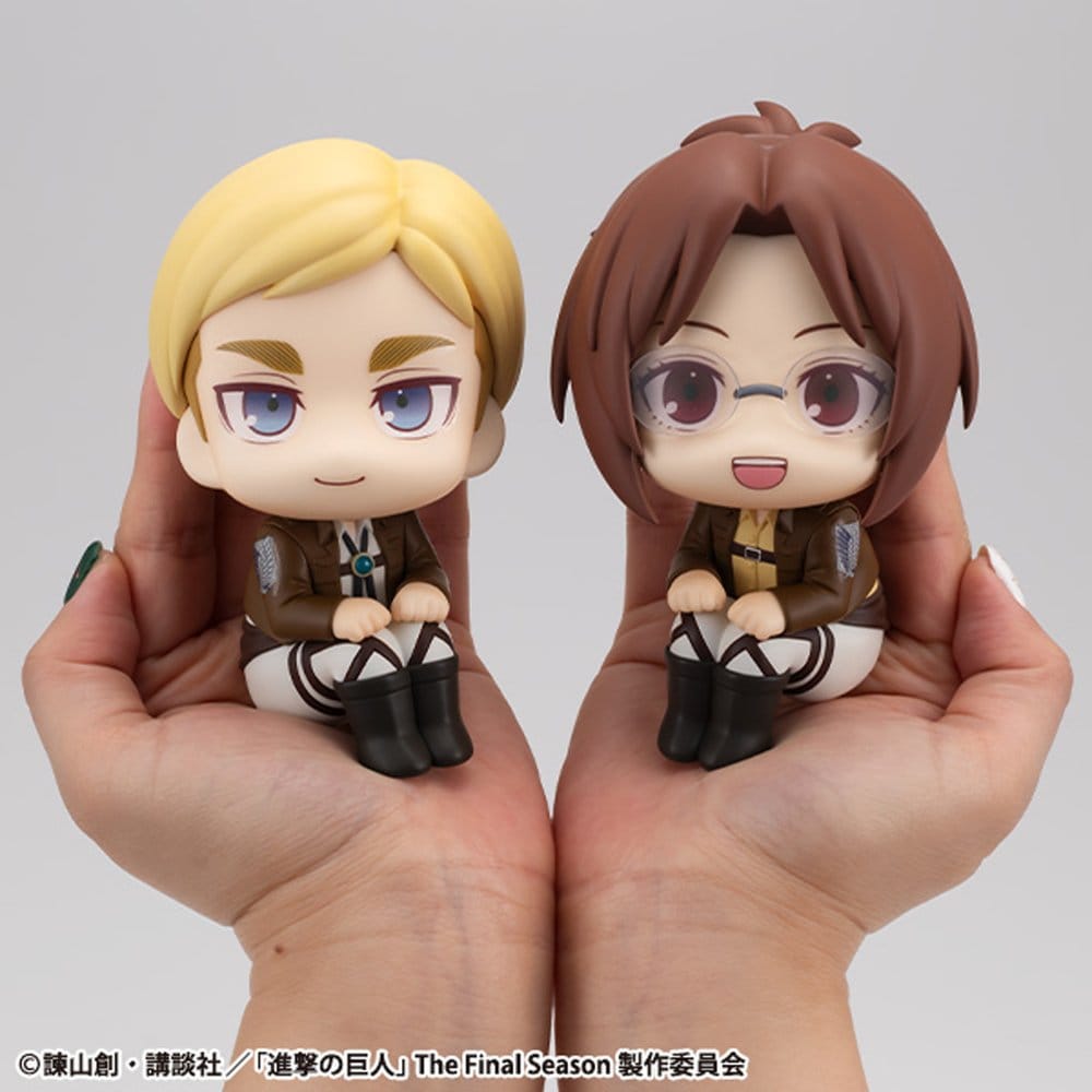 Attack on Titan Look Up PVC Statues Hange Zoe & Erwin Smith (with gift) 11 cm            4535123848971