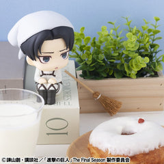 Attack on Titan Look Up PVC Statue Levi Cleaning up Ver. 11 cm     4535123849411
