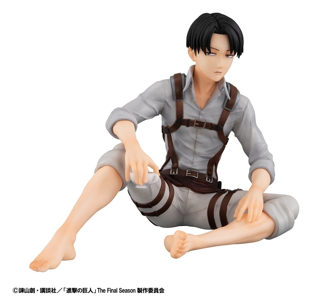 Attack on Titan G.E.M. Series PVC Figure Squad Captain Levi Palm Size 9 cm 4535123852350