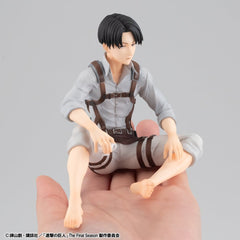 Attack on Titan G.E.M. Series PVC Figures 2-Pack Eren Yeager & Squad Captain Levi Palm Size 4535123852367