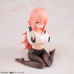 There is also a hole in the student organization! Melty Princess PVC Figure Komaro 8 cm Palm Size 4535123854309