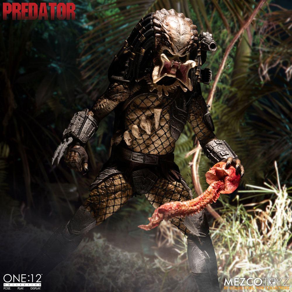 The One:12 Collective: Predator - Deluxe Predator - Amuzzi