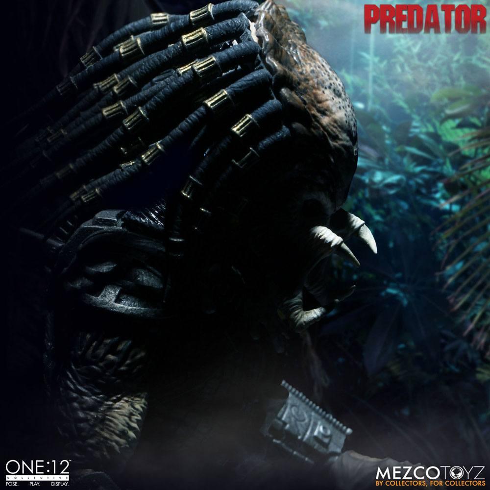 The One:12 Collective: Predator - Deluxe Predator - Amuzzi