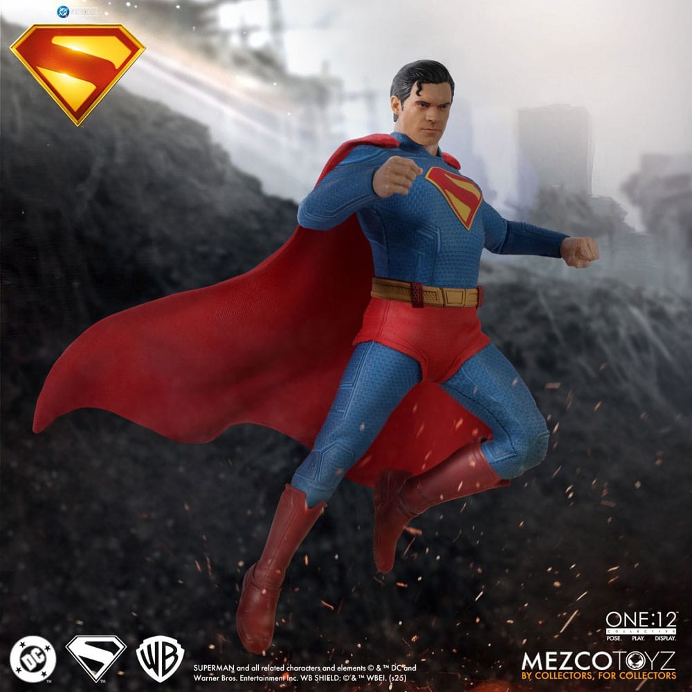 Superman (2025) Action Figure 1/12 Superman 17 cm 0696198761900