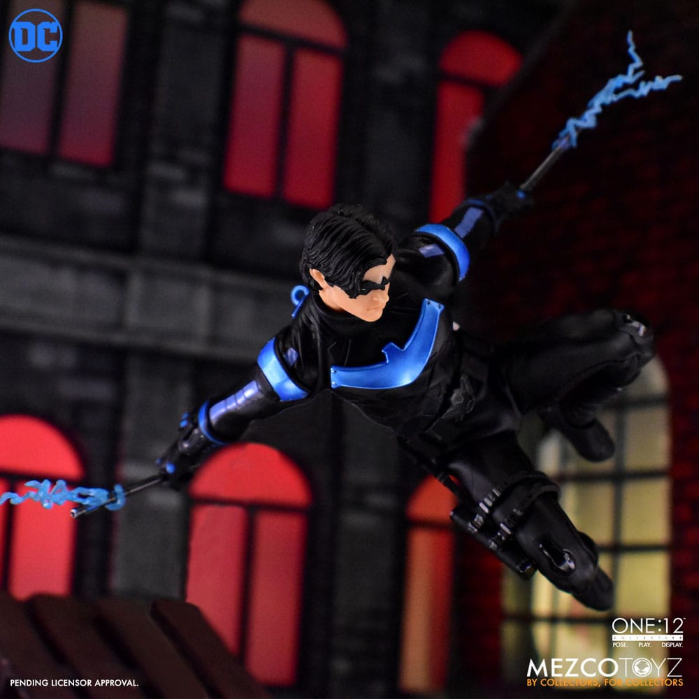 DC Comics Action Figure 1/12 Nightwing 17 cm 0696198765755