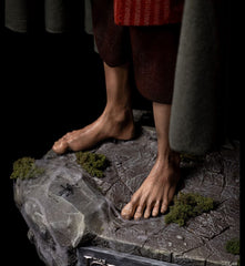 Lord of the Rings Life-Size Statue Frodo 152 cm 0096224883345