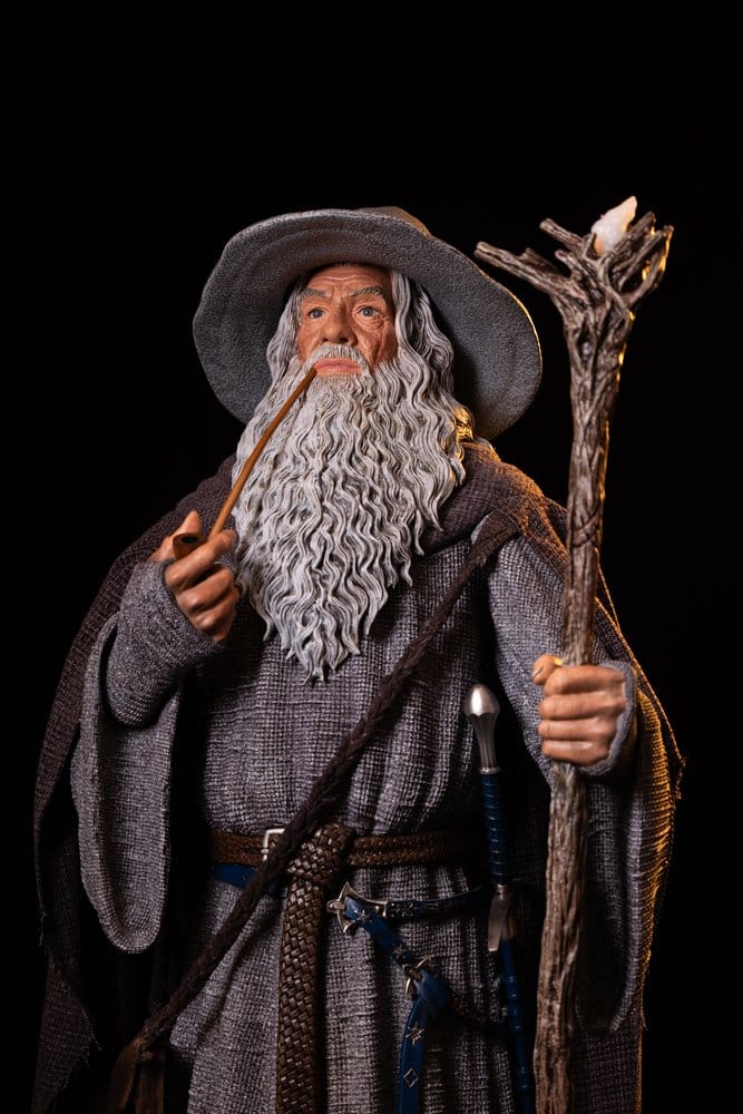 Lord of the Rings Life-Size Statue Gandalf 215 cm 0096224883703