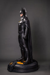 The Flash Life-Size Statue Batman Keaton 2 211 cm 47659868