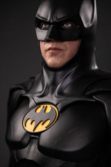 The Flash Life-Size Statue Batman Keaton 2 211 cm 47659868