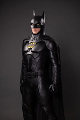 The Flash Life-Size Statue Batman Keaton 2 211 cm 47659868