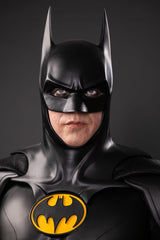 The Flash Life-Size Statue Batman Keaton 2 211 cm 47659868