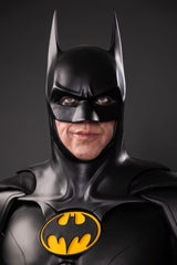 The Flash Life-Size Statue Batman Keaton 2 211 cm 47659868