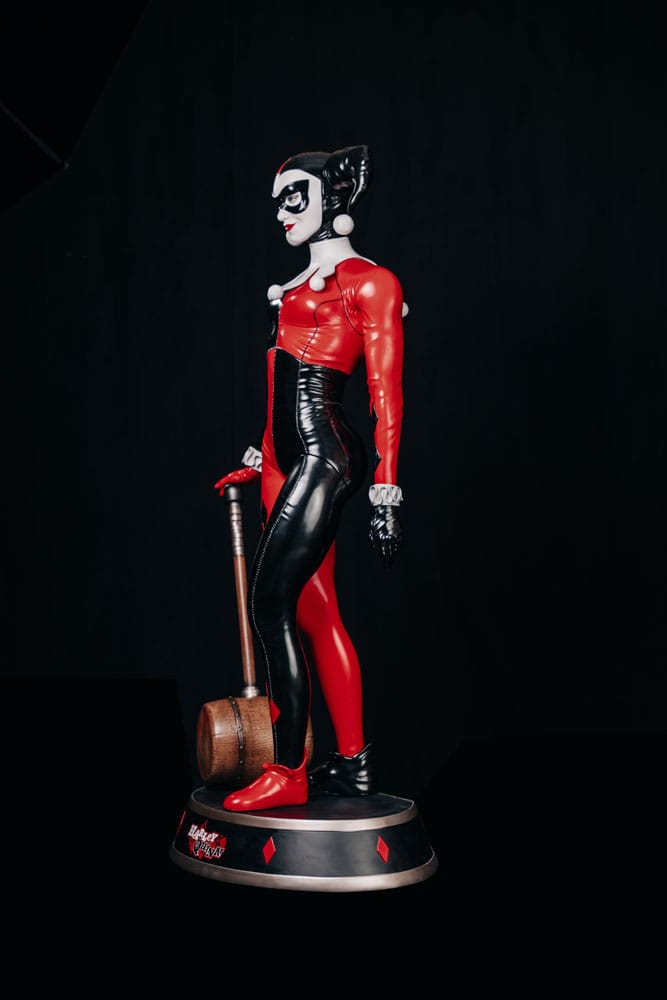 DC Comics Life-Size Statue Harley Quinn 196 cm 0096224882935