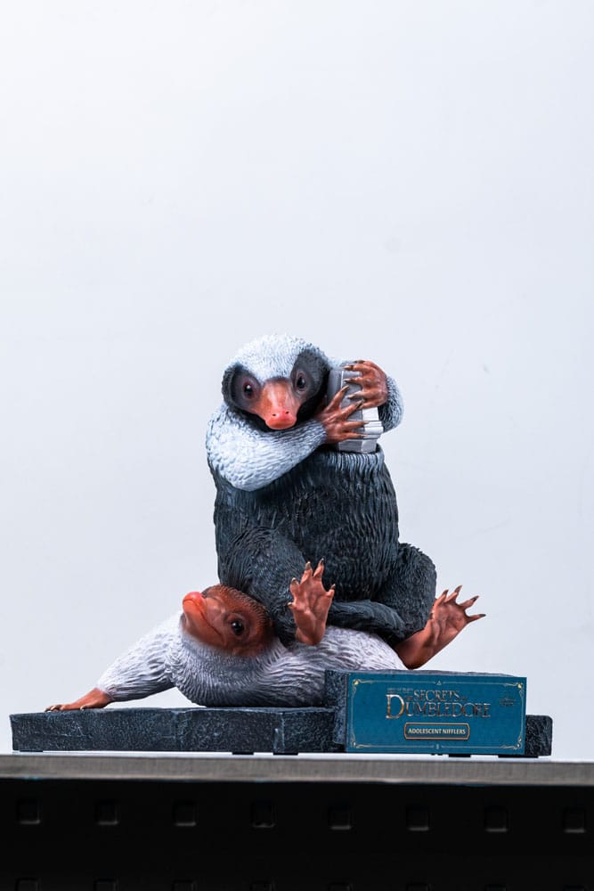 Fantastic Beasts Life-Size Statue Niffler 2 22 cm 096224882966