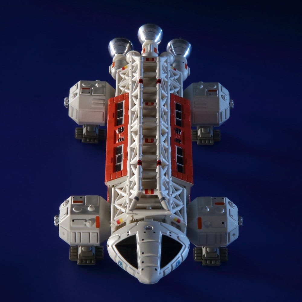 Space: 1999 Model Deluxe VIP Eagle (ALP5) 13 cm 5056474222917