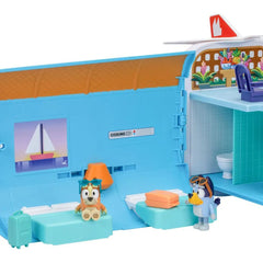 Bluey Mini Figure Playset Bluey Holiday 3in1 Set  0630996176702