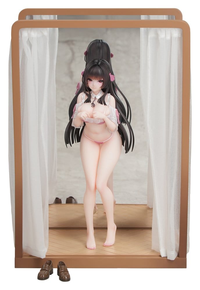 Azur Lane Gift+ PVC Figure 1/8 Trinidad Trapper in the Changing Room Ver. 23 cm 6971804911790