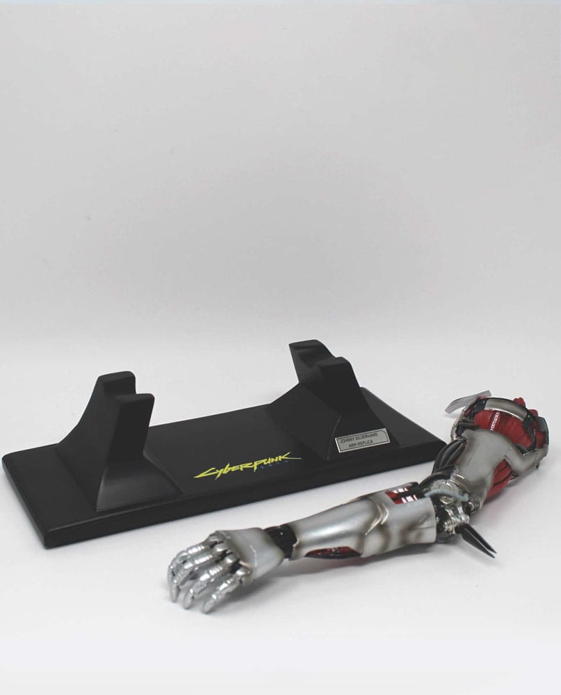Cyberpunk: Edgerunners Replica Silverhand Arm 30 cm  3760116366793