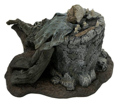 Friday the 13th: The Game Diorama Trenchcoat with Spikes Inferno Room Deluxe Set  0634482399811