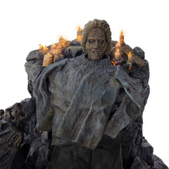 Friday the 13th: The Game Diorama Trenchcoat with Spikes Inferno Room Deluxe Set  0634482399811
